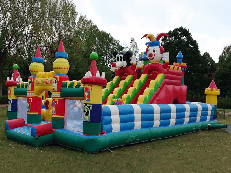Hüpfburg FantasyLand